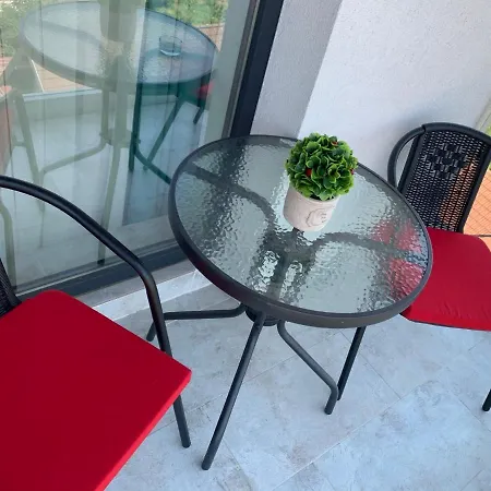 Kazeeb Apartament Apartmán Năvodari
