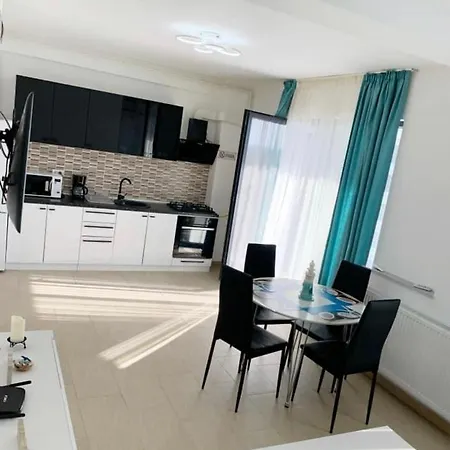 Kazeeb Apartament * Năvodari